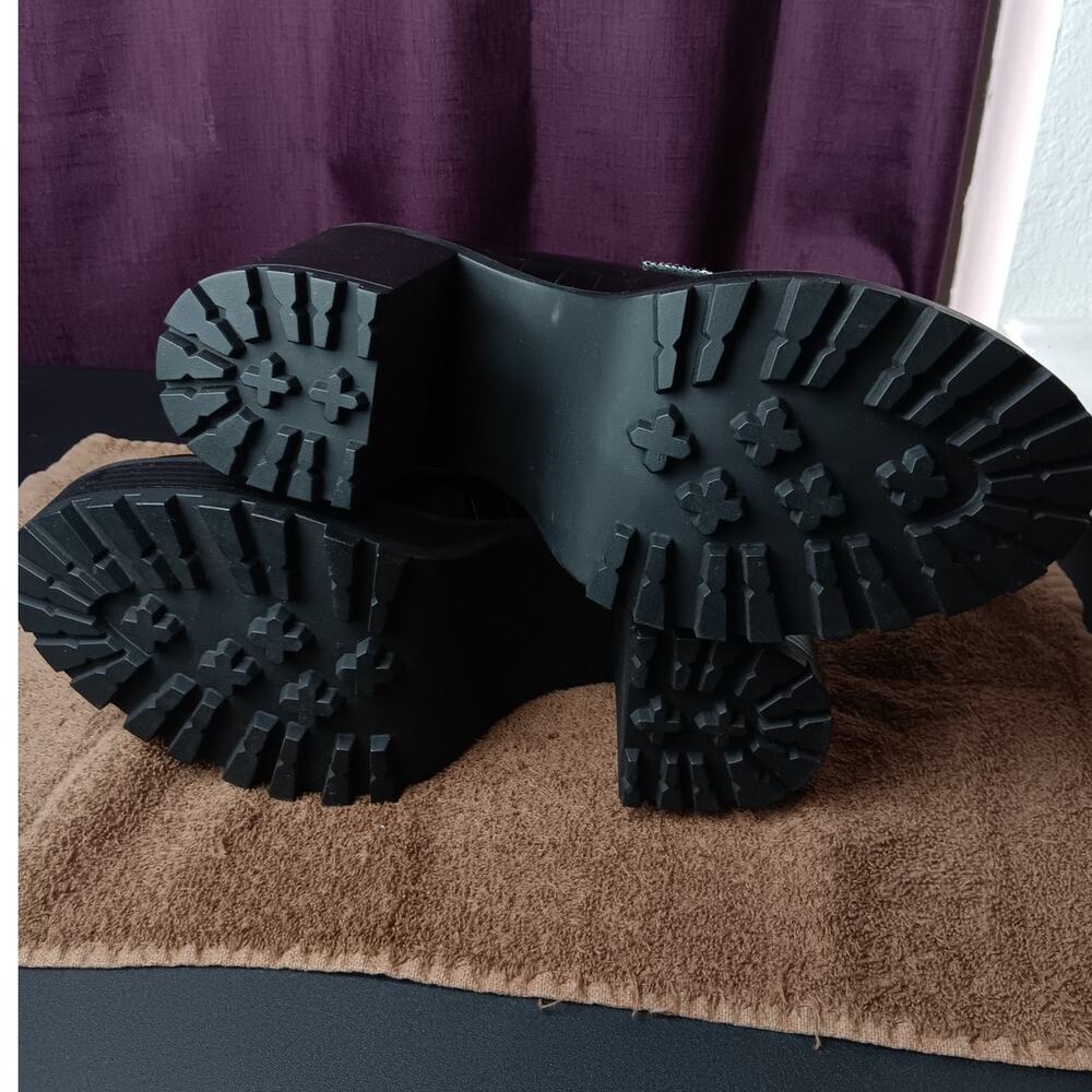 Torrid Croco Platform Heeled Loafers Womens 11.5 WW Black Chunky Goth Schoolgirl - Picture 7 of 9